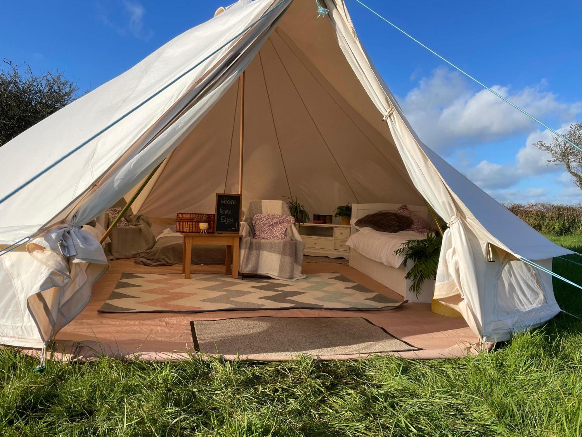 Trevena Cross Glamping & Camping Helston Eksteriør bilde
