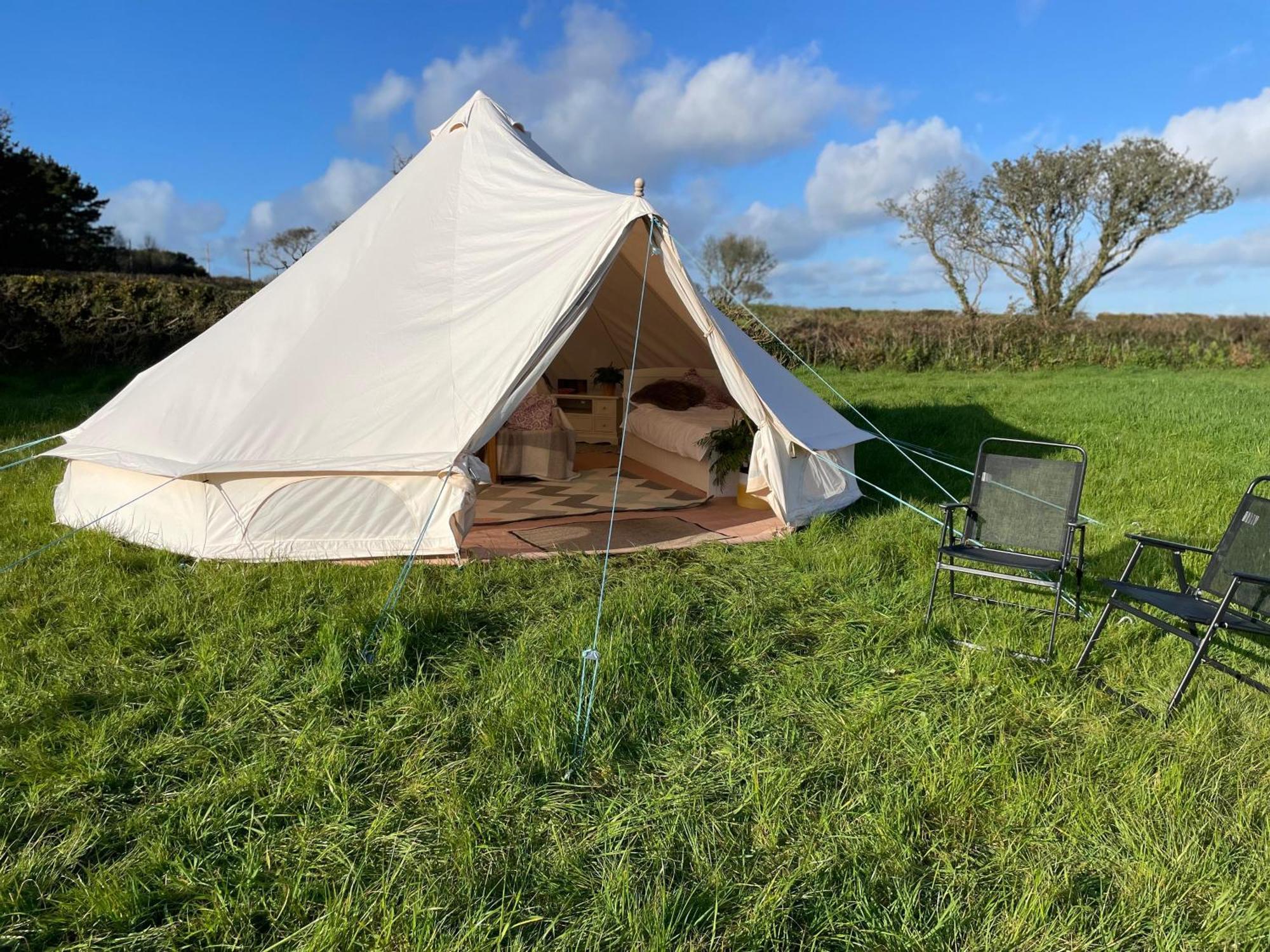 Trevena Cross Glamping & Camping Helston Eksteriør bilde