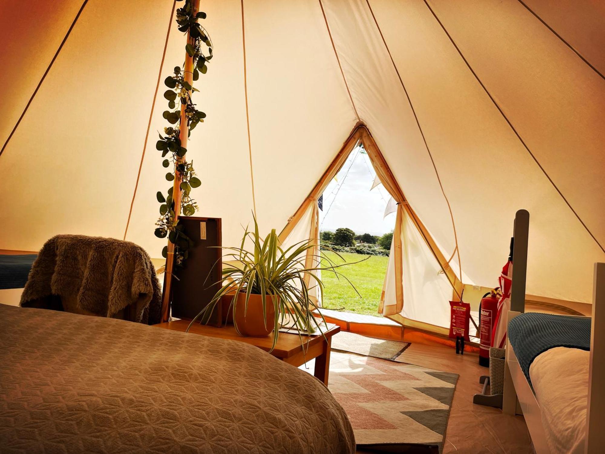 Trevena Cross Glamping & Camping Helston Eksteriør bilde