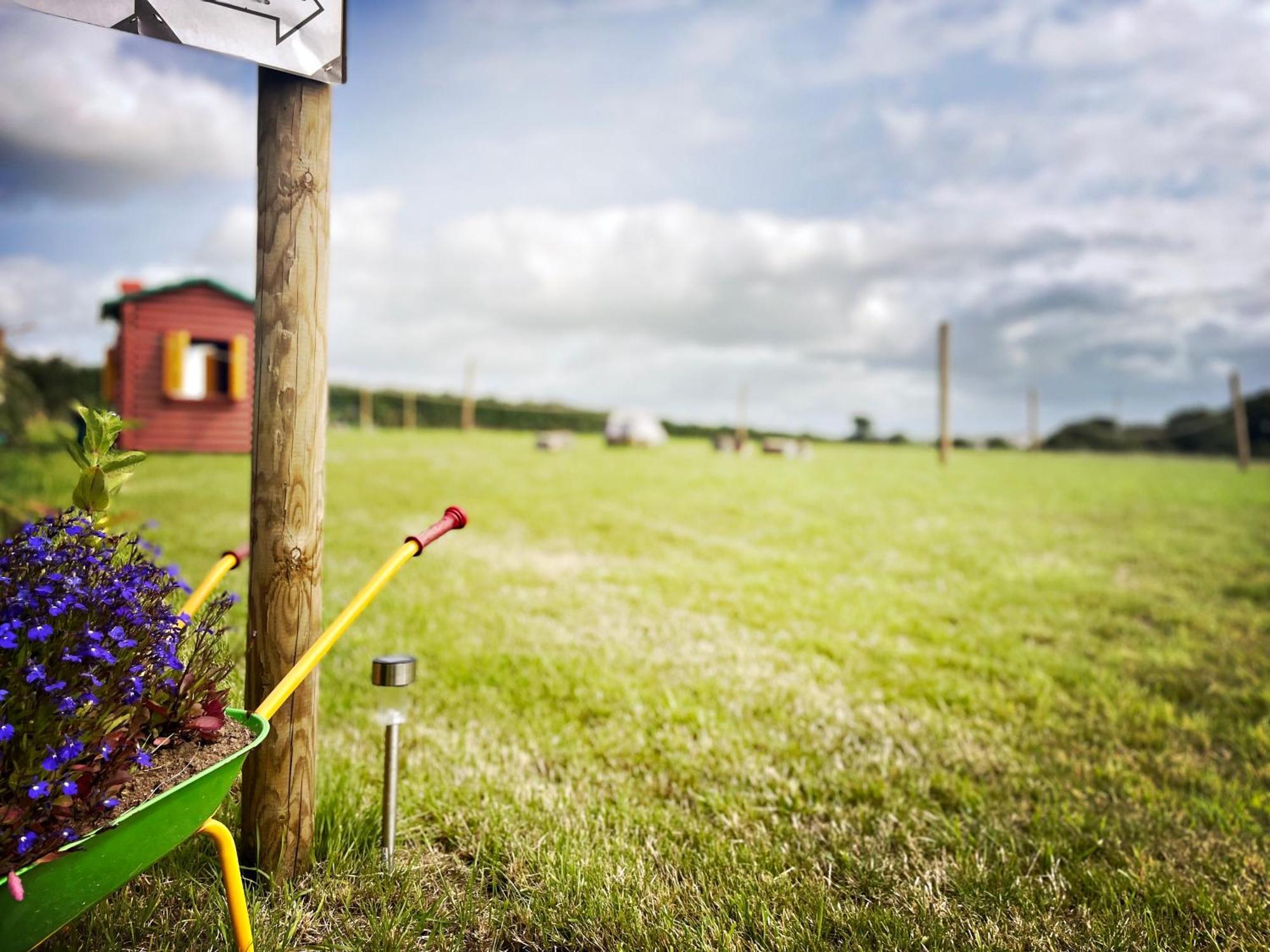 Trevena Cross Glamping & Camping Helston Eksteriør bilde