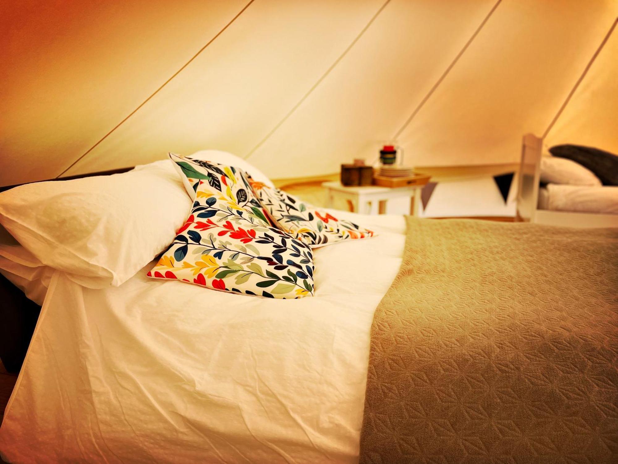 Trevena Cross Glamping & Camping Helston Eksteriør bilde