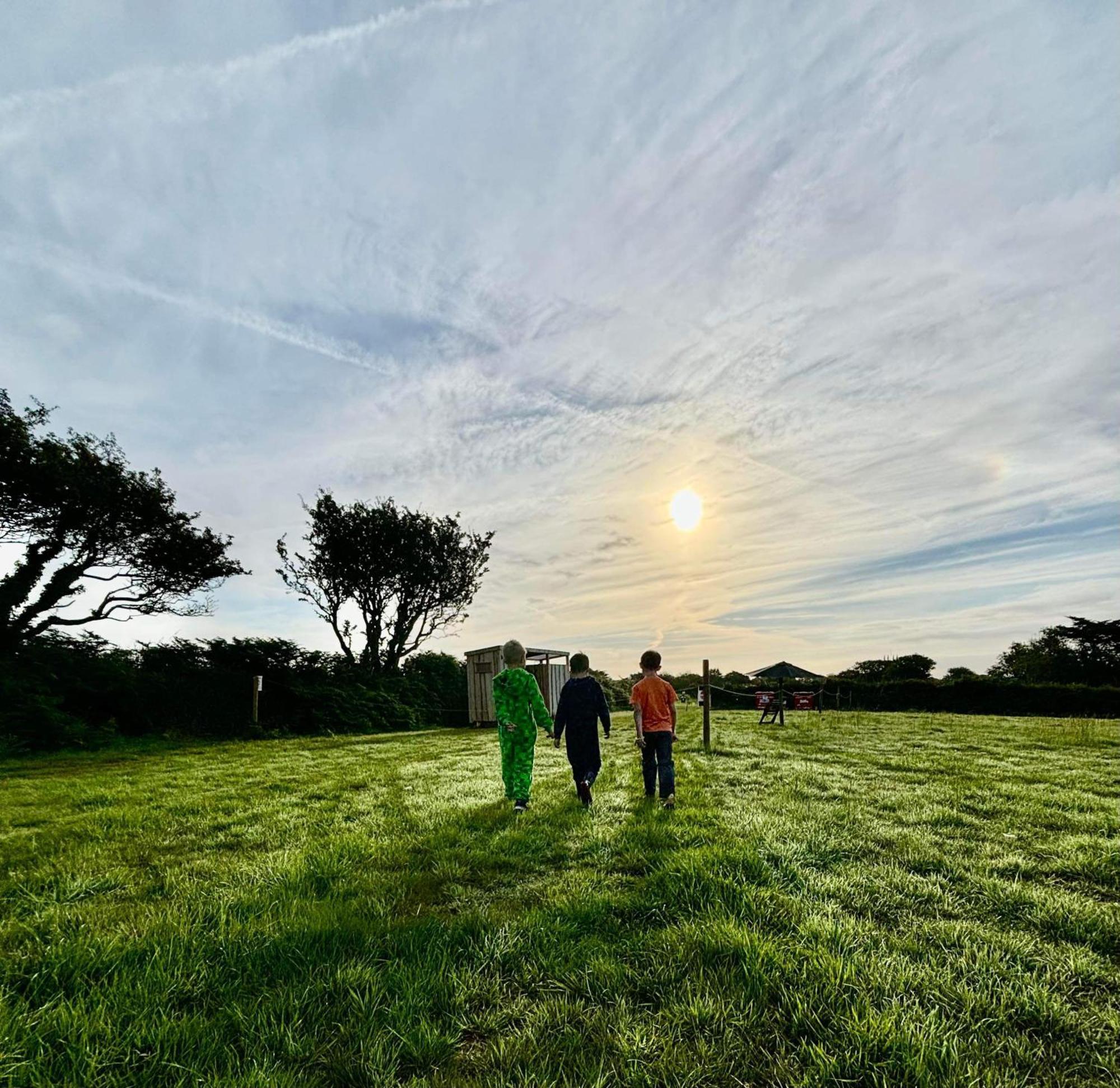 Trevena Cross Glamping & Camping Helston Eksteriør bilde