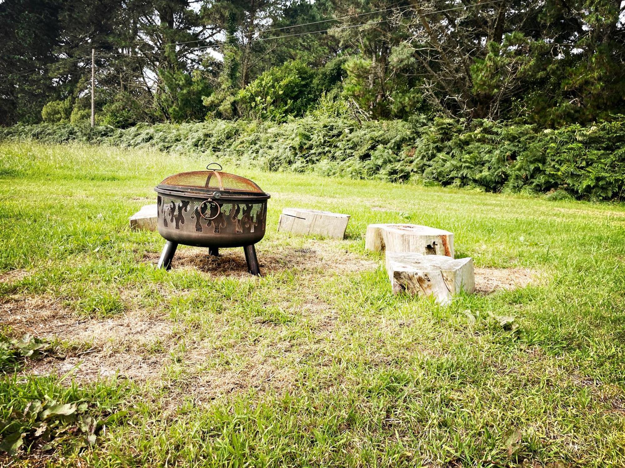 Trevena Cross Glamping & Camping Helston Eksteriør bilde