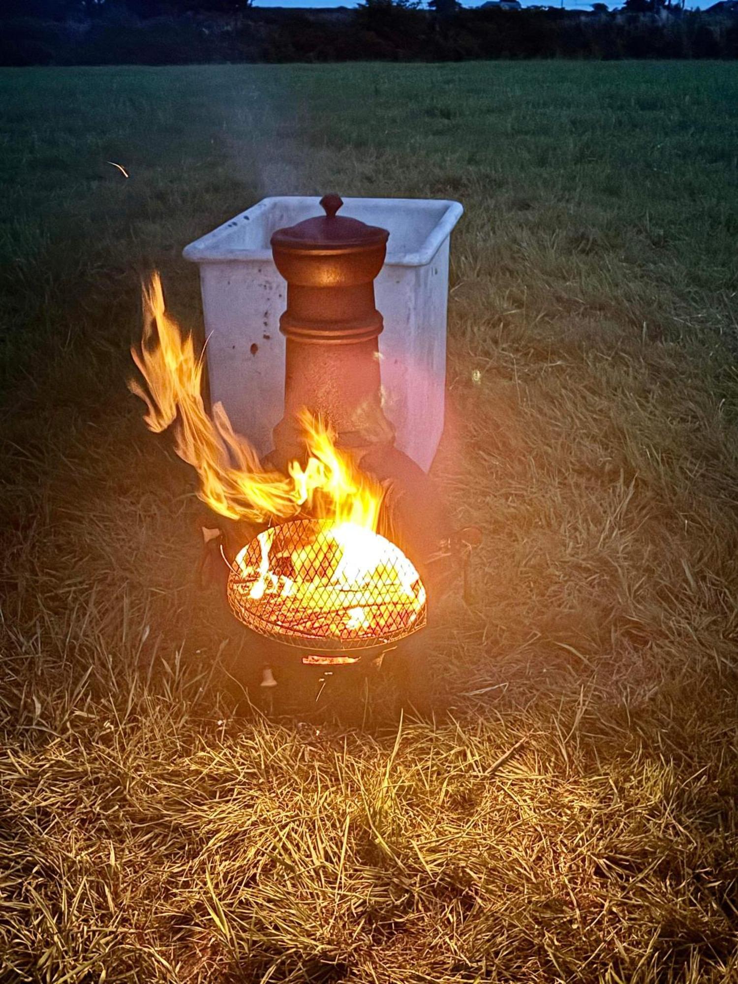 Trevena Cross Glamping & Camping Helston Eksteriør bilde